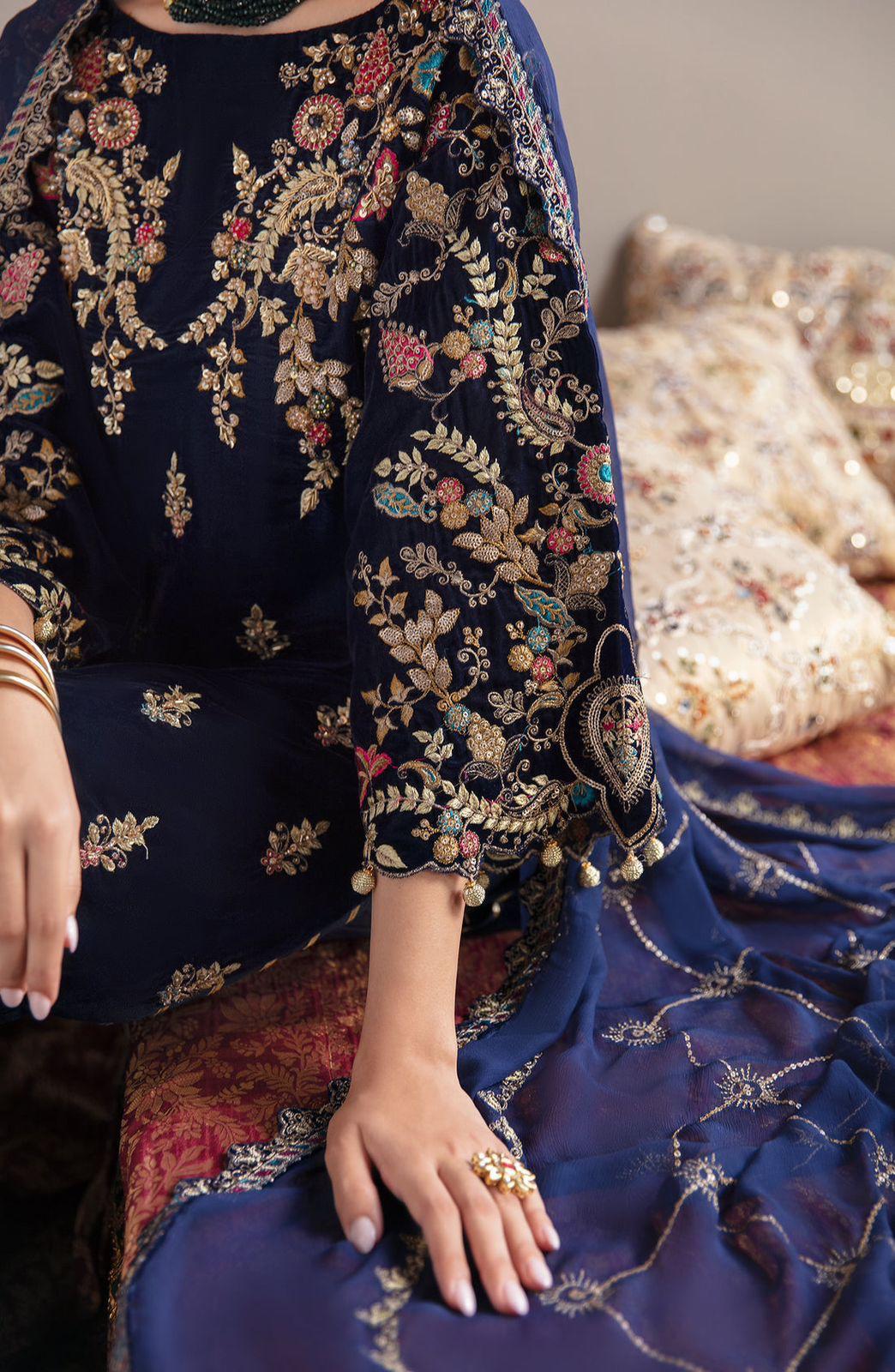 EMAAN ADEEL -WINTER 3pc LUXURY VELVET DF-2456