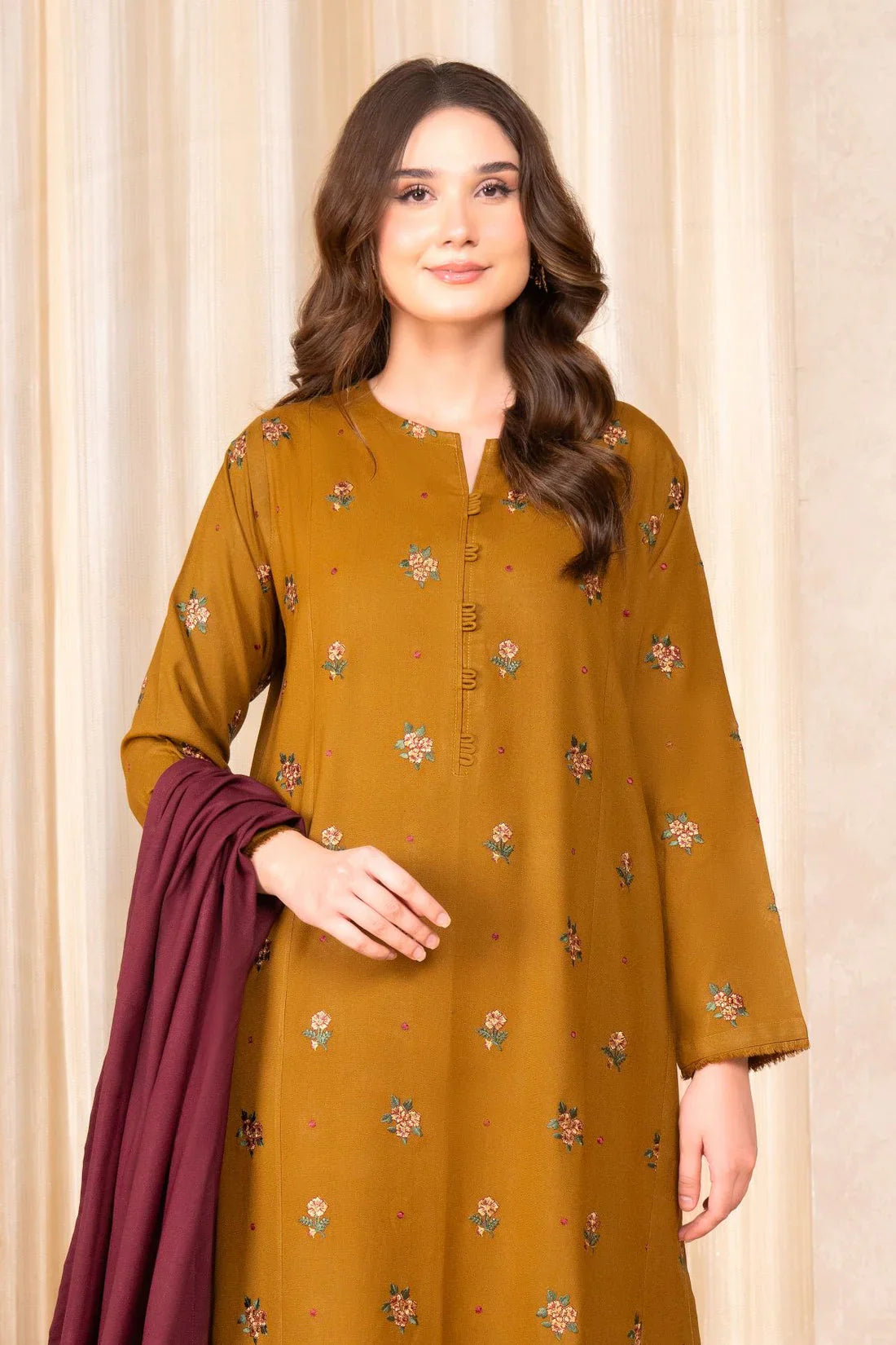 BAROQUE- Winter 3PC dhanak Embroidered Dress DF-2371