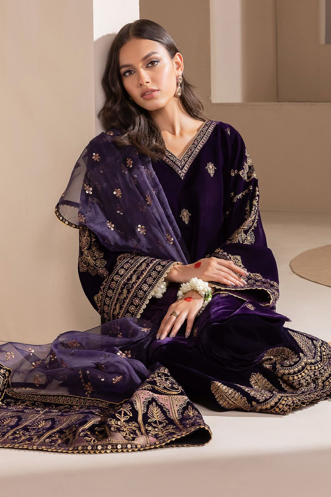 BAROQUE -WINTER 3PC LUXURY VELVET DF-102