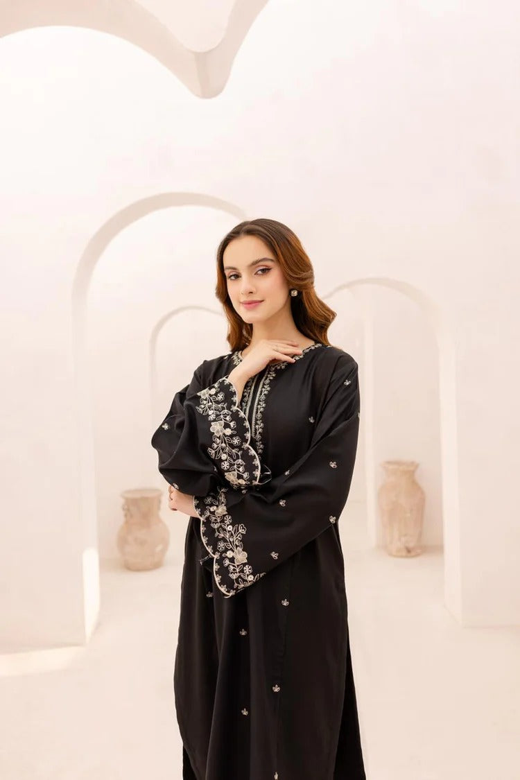 URGE -2PC UNSTITCHED DHANAK EMBROIDERED SUIT DF-683