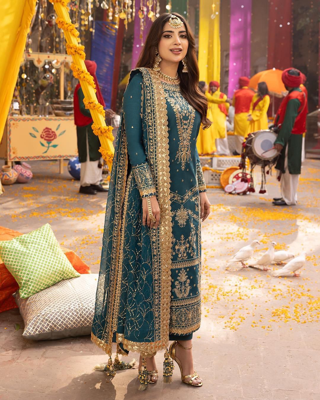 ASIM JOFA -WINTER 3PC LUXURY CHIFFON   DF-109