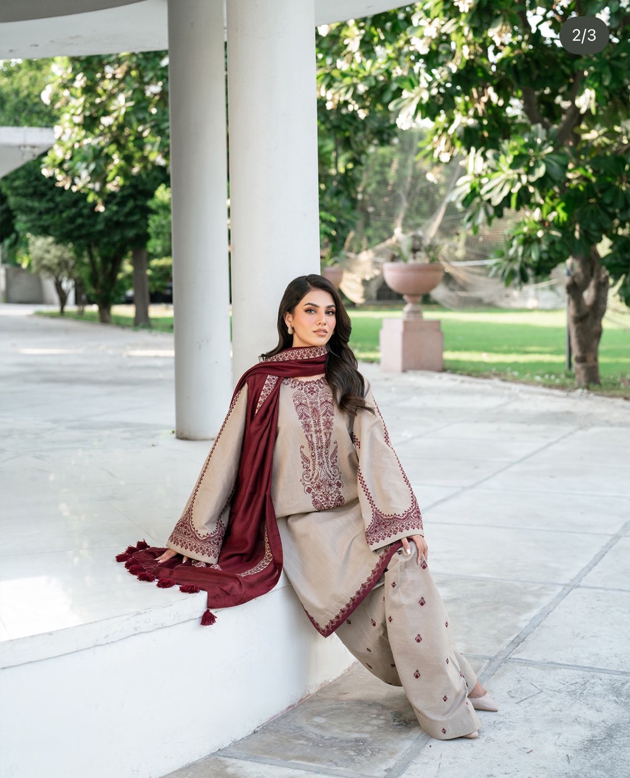 BAROQUE - Unstitched Winter 3PC Dhanak Embroidered Suit DF -9342