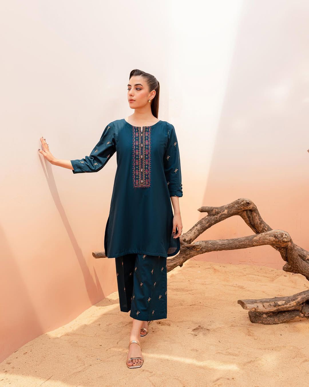 URGE -2PC UNSTITCHED DHANAK EMBROIDERED SUIT DF-416