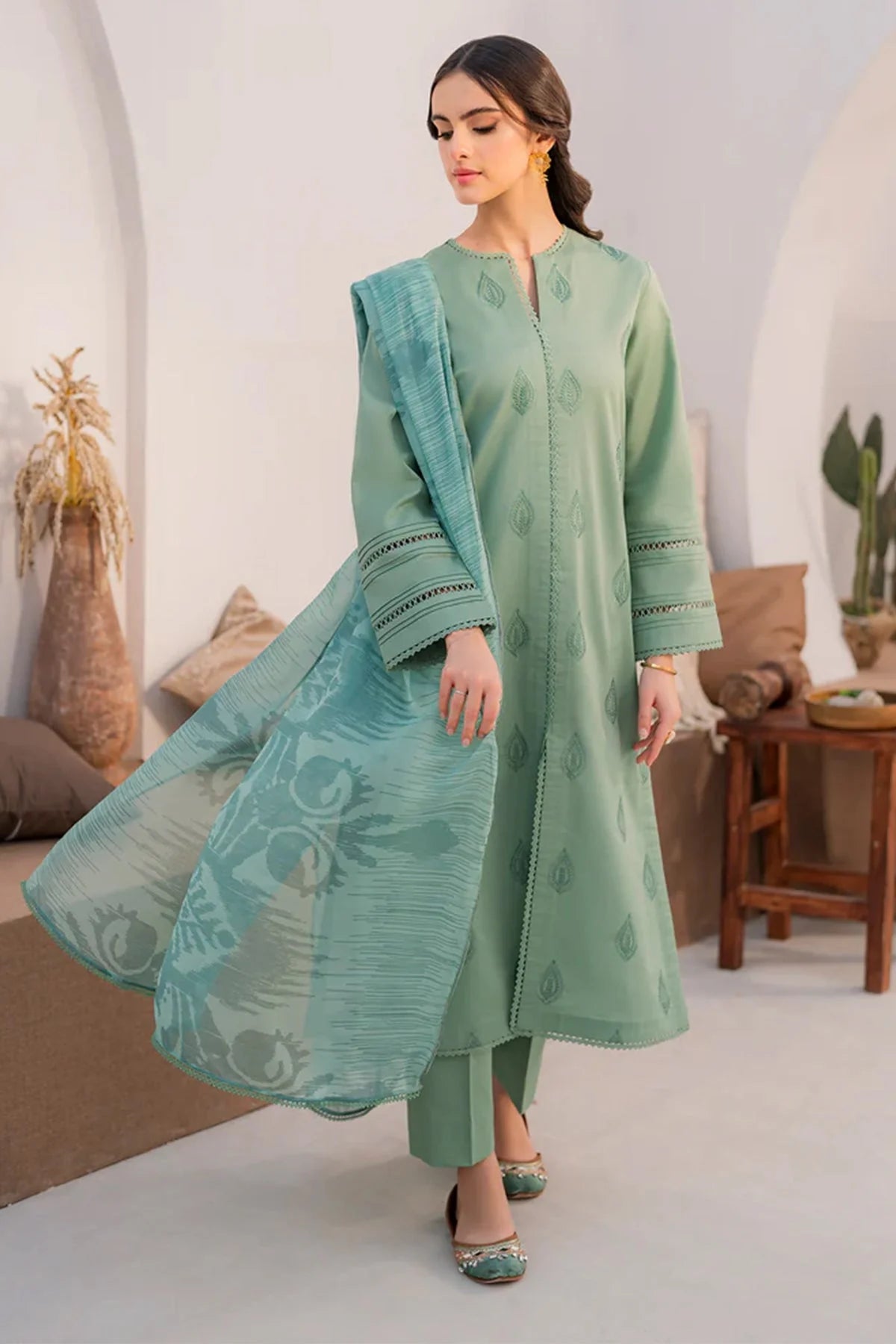 JAZMIN -3PC UNSTITCHED DHANAK EMBROIDERED SUIT DF-1592