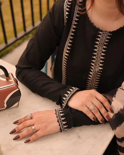 ETHNIC -3PC UNSTITCHED DHANAK EMBROIDERED SUIT DF-