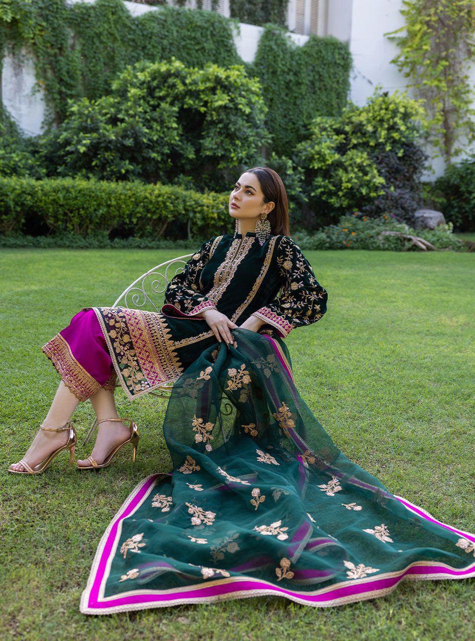 ZAINAB CHOTTANI -3PC UNSTITCHED LUXURY VELVET EMBROIDERED SUIT DF-0345