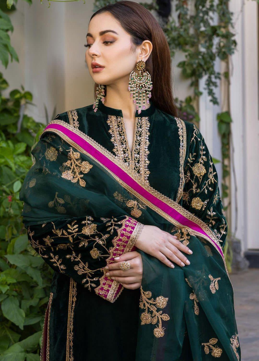 ZAINAB CHOTTANI -3PC UNSTITCHED LUXURY VELVET EMBROIDERED SUIT DF-0345